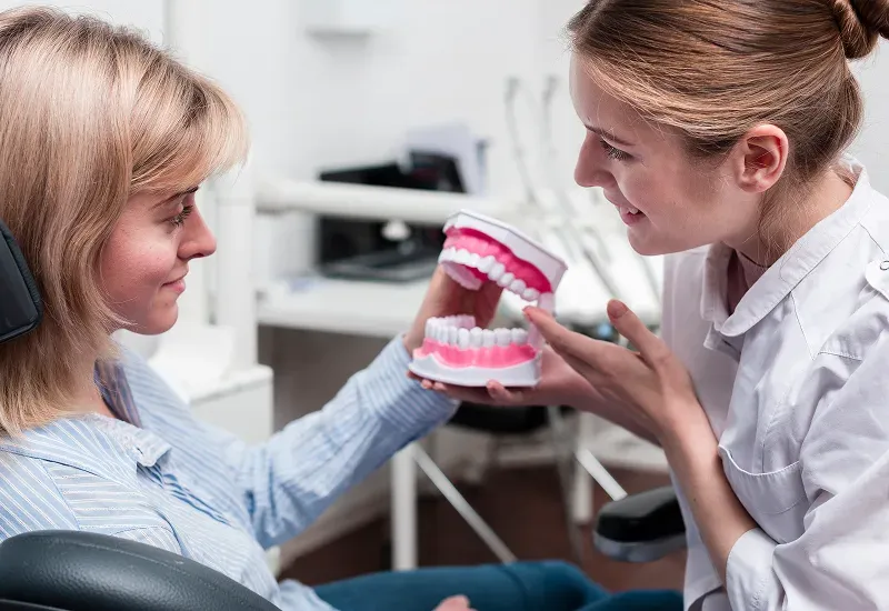 Full vs Partial Dentures: Which Is Right for You?